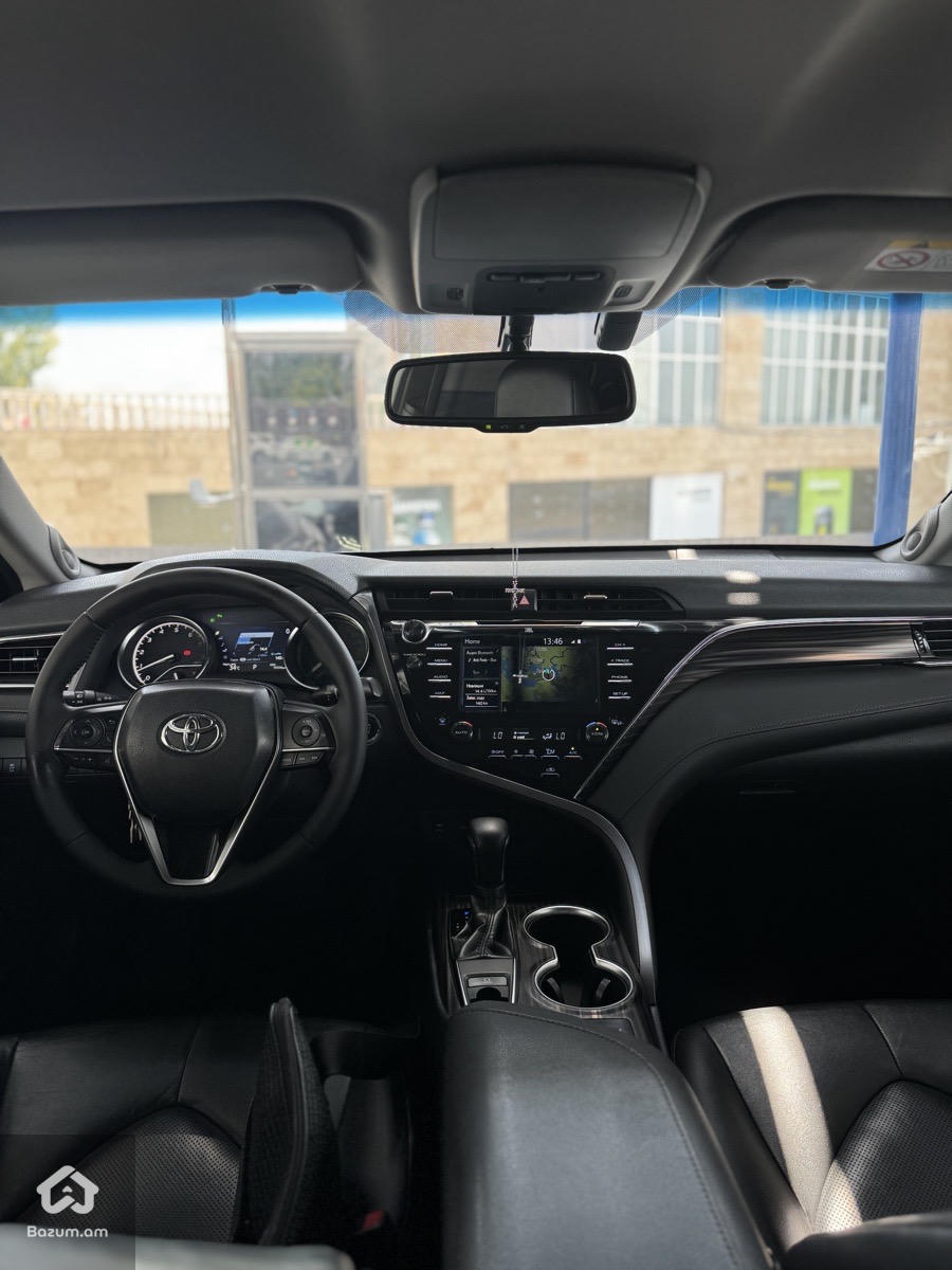 Toyota - image 7
