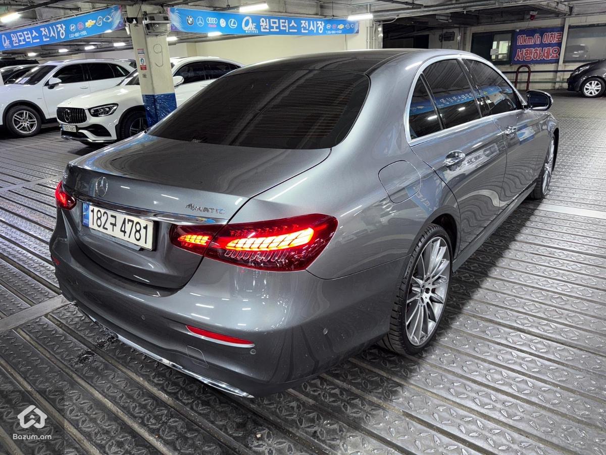 Mercedes Benz E350 AMG Line W213 - image 40