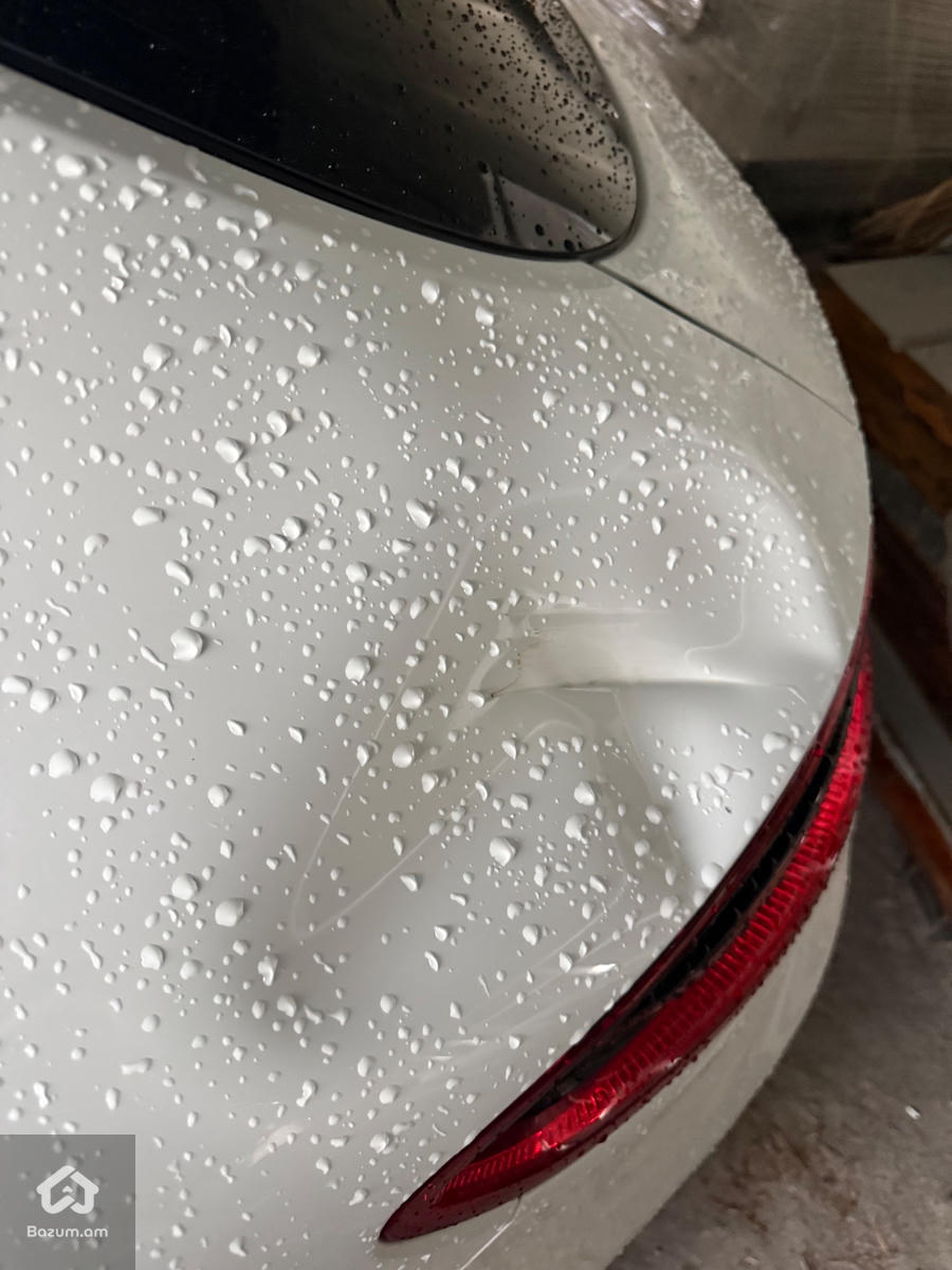 Porsche - image 4