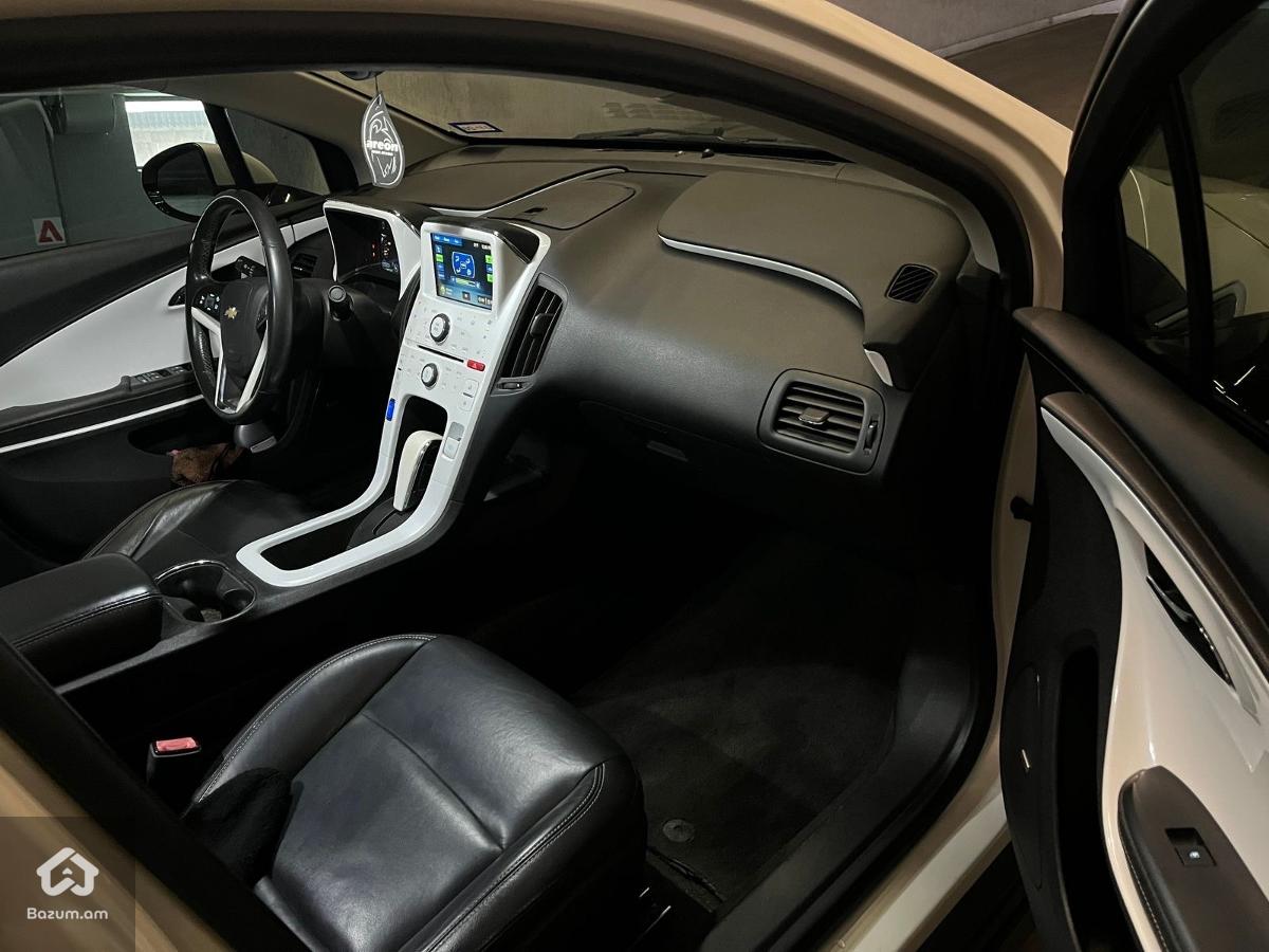 Chevrolet Volt  - image 9