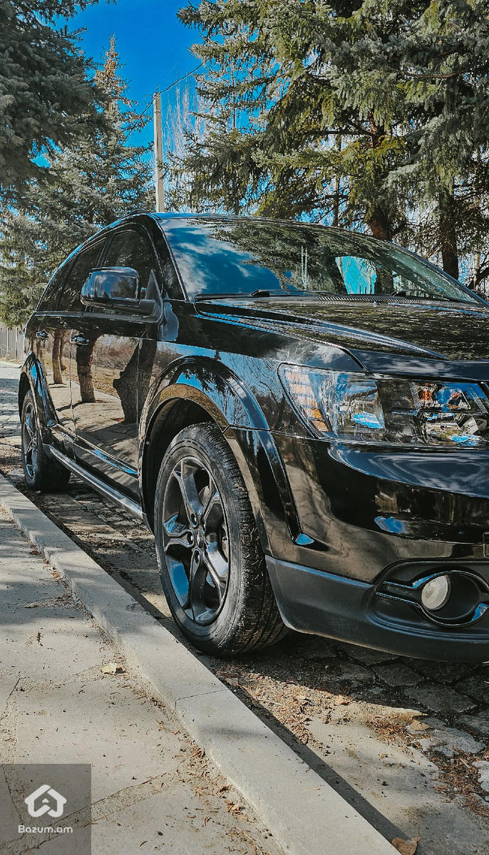 Dodge journey Crossroad - image 5