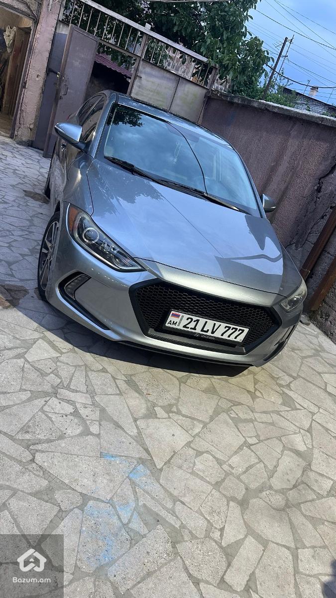 Hyundai Elantra 2017 limited - image 10