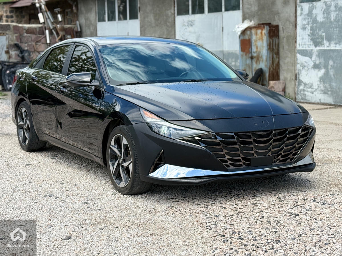 Hyundai Elantra Limited 2021 - image 2