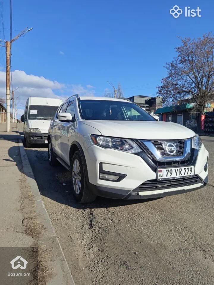 Nissan Rogue  - image 3
