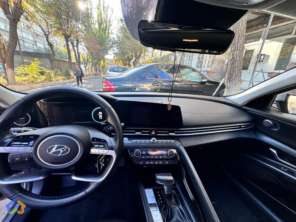 Elantra Limited Full - image 4