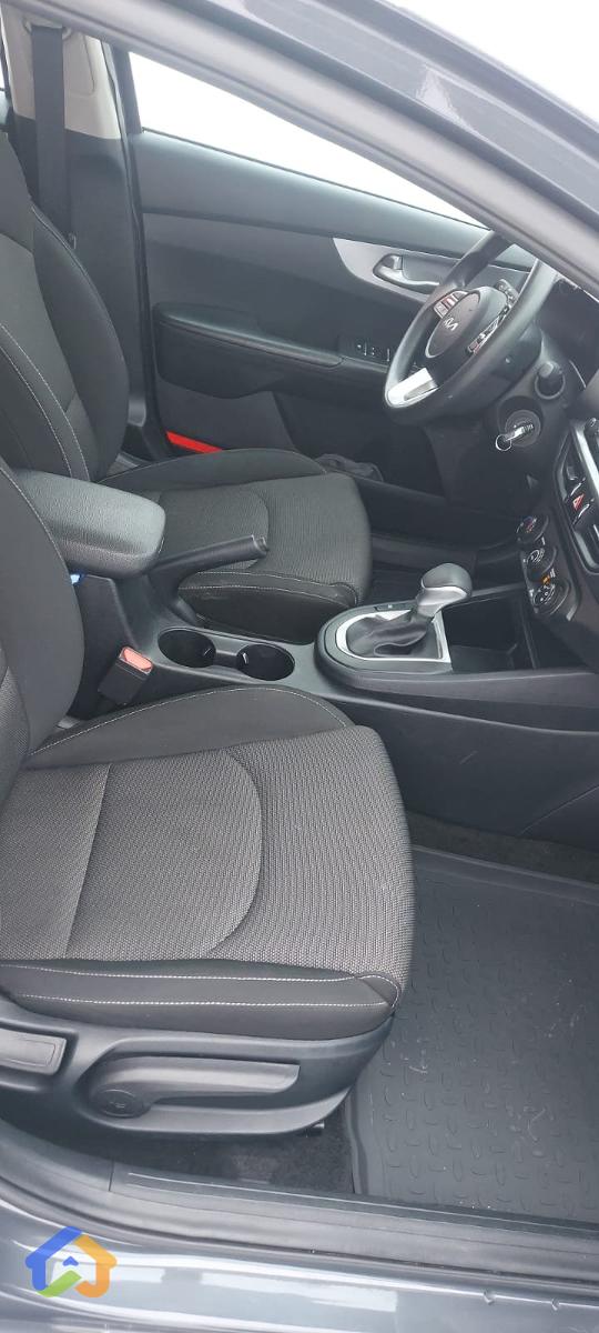 Վաճառվում է Kia Forte  - image 9