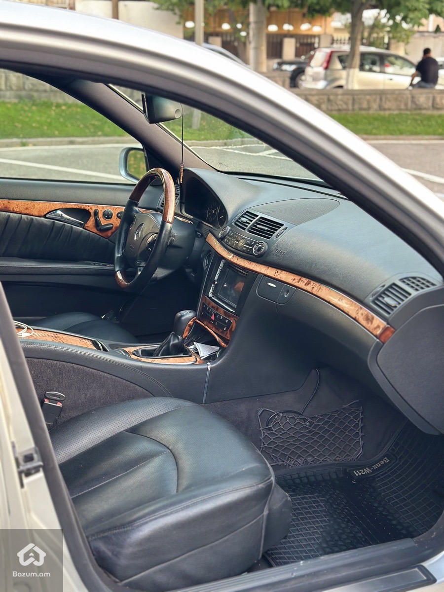 Mrcedes Benz E350 W211 - image 10