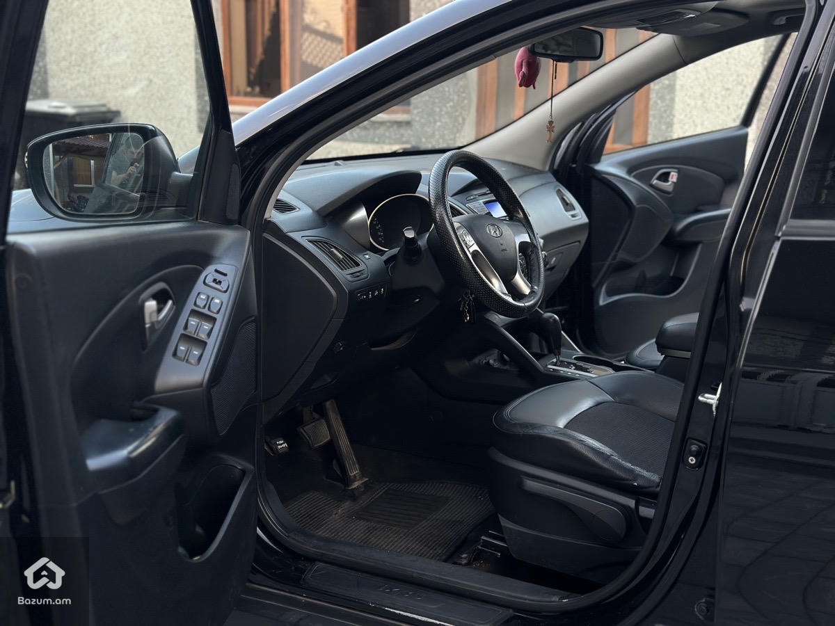 Hyundai iX35 2011 - image 9