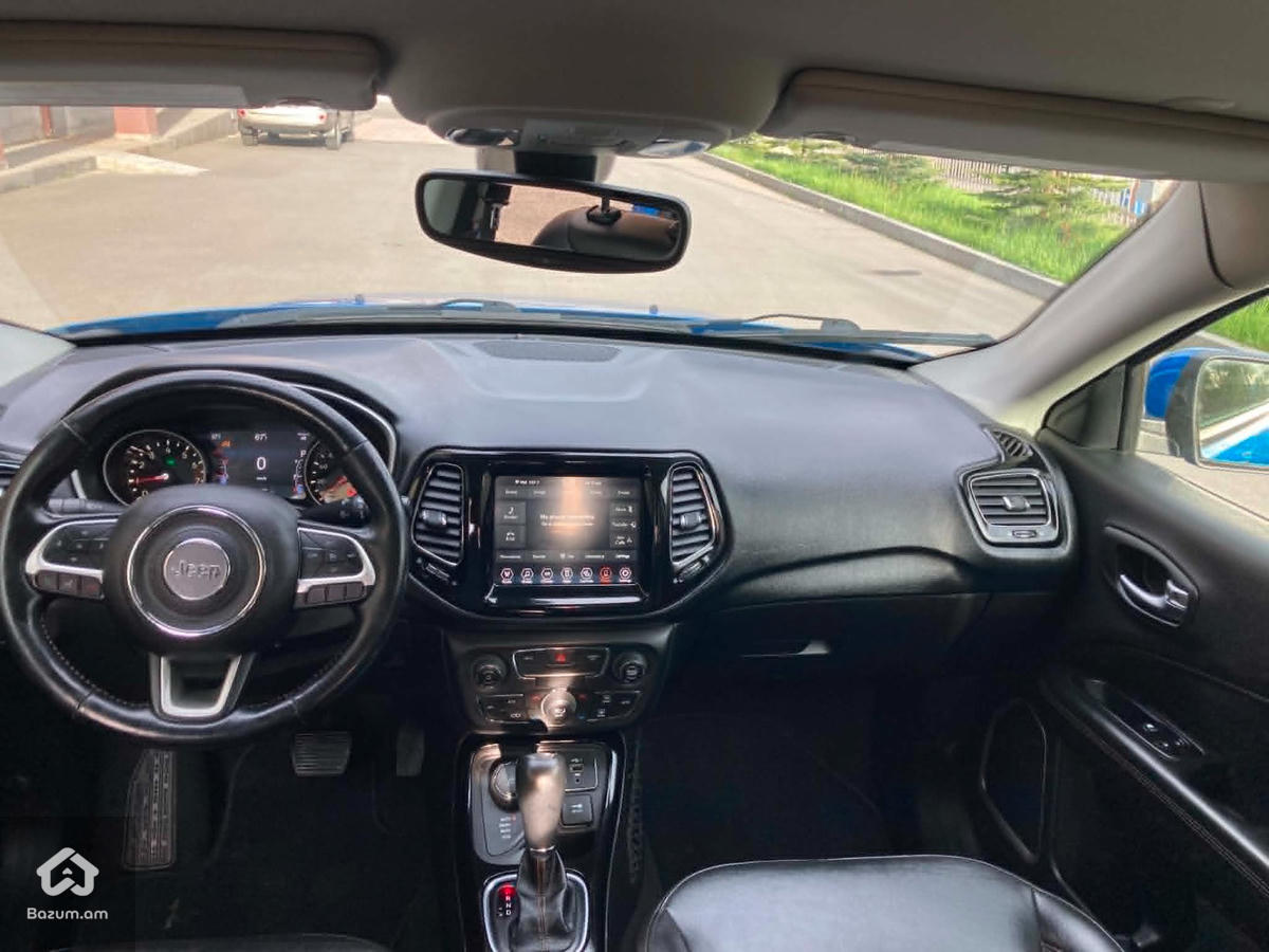 2020 Jeep Compass, Limited 4X4 - image 12