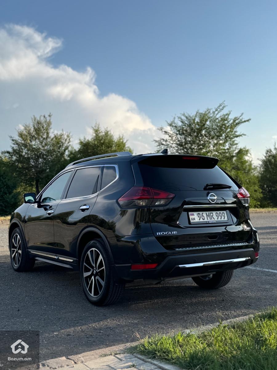 Nissan Rogue SL AWD - image 4