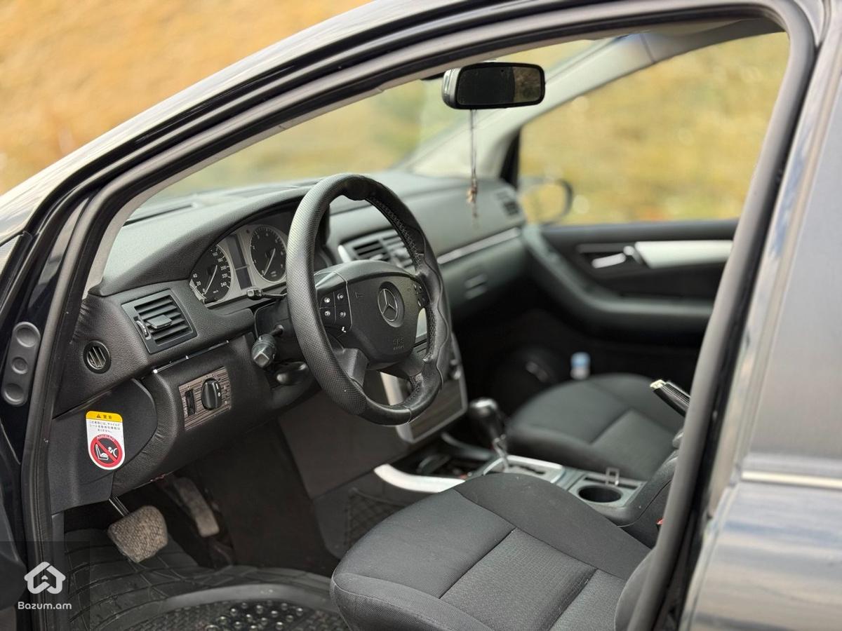 Mercedes Benz B170 - image 7