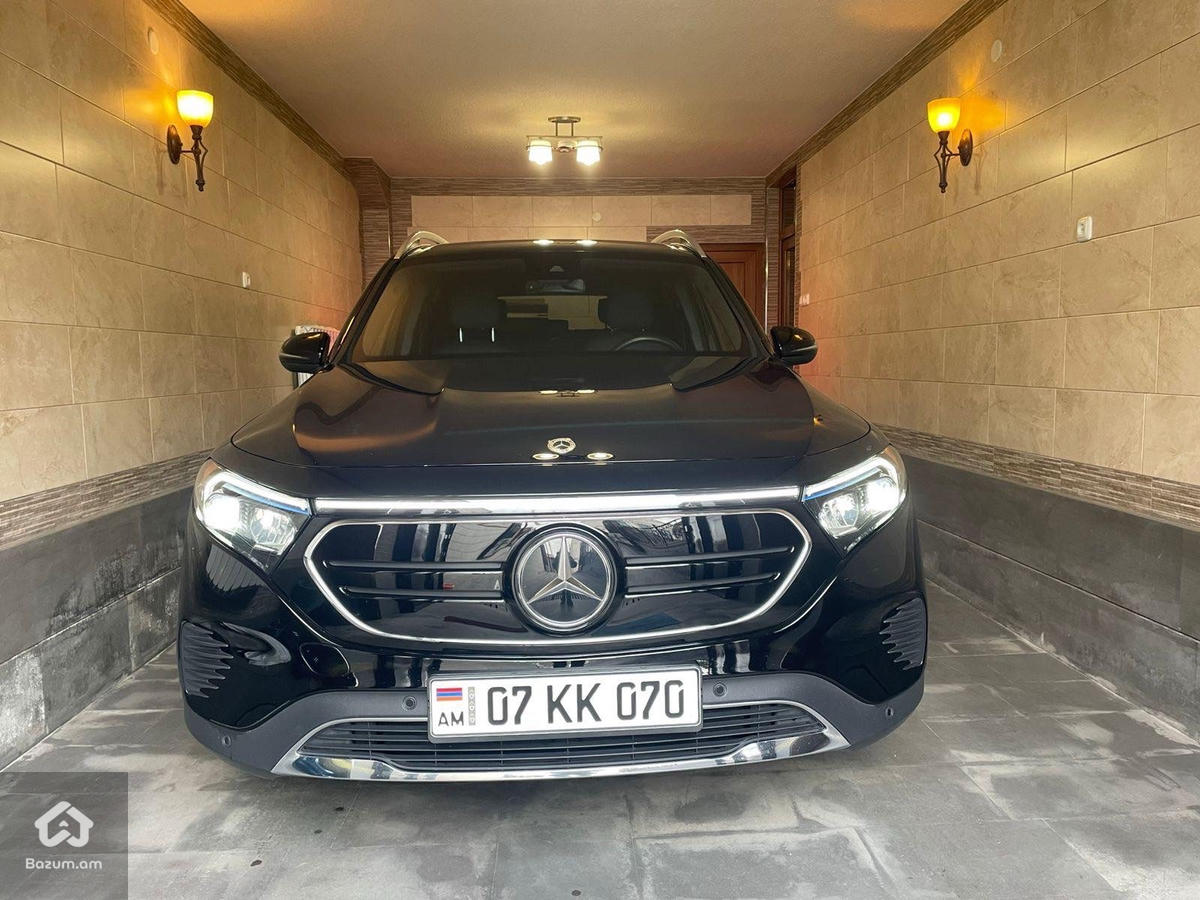 Mercedes Benz EQB 300 4Matic 2023թ - image 3