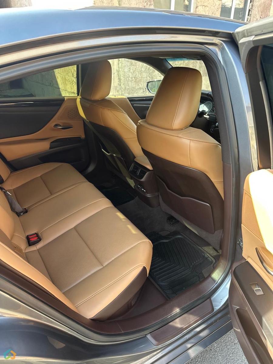 Lexus ES, 2.5 լ, հիբրիդ, 2021 թ. - image 9