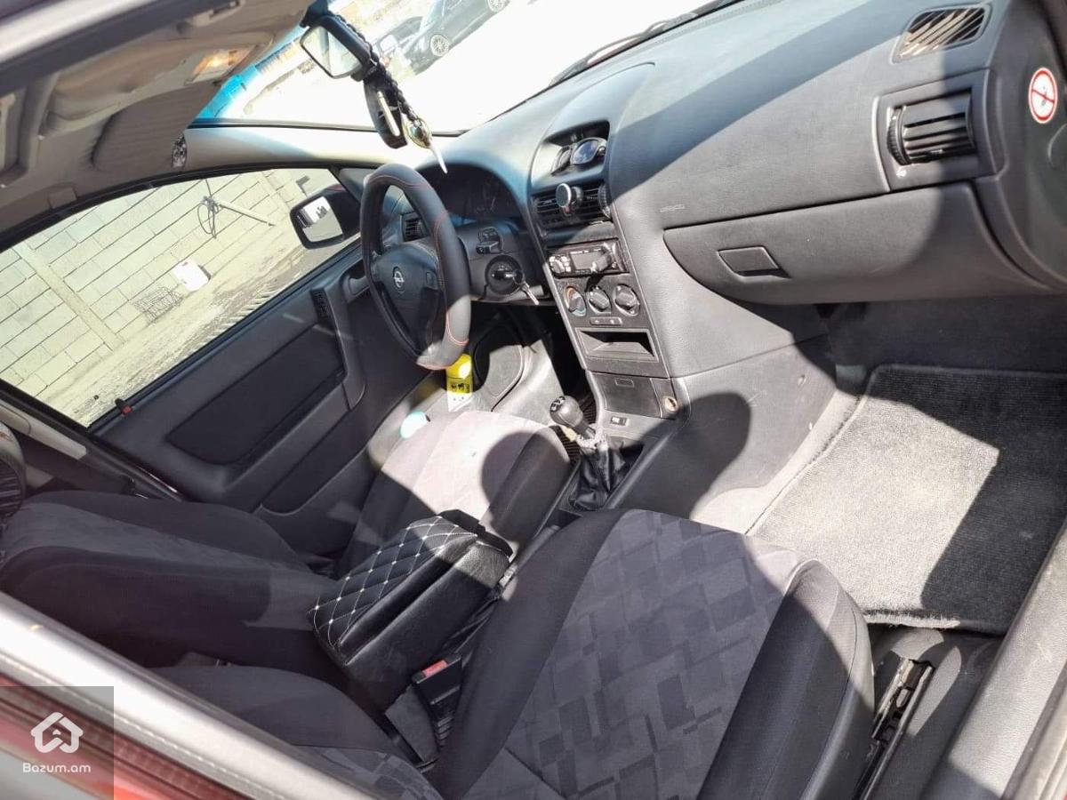 Opel Astra J  - image 8