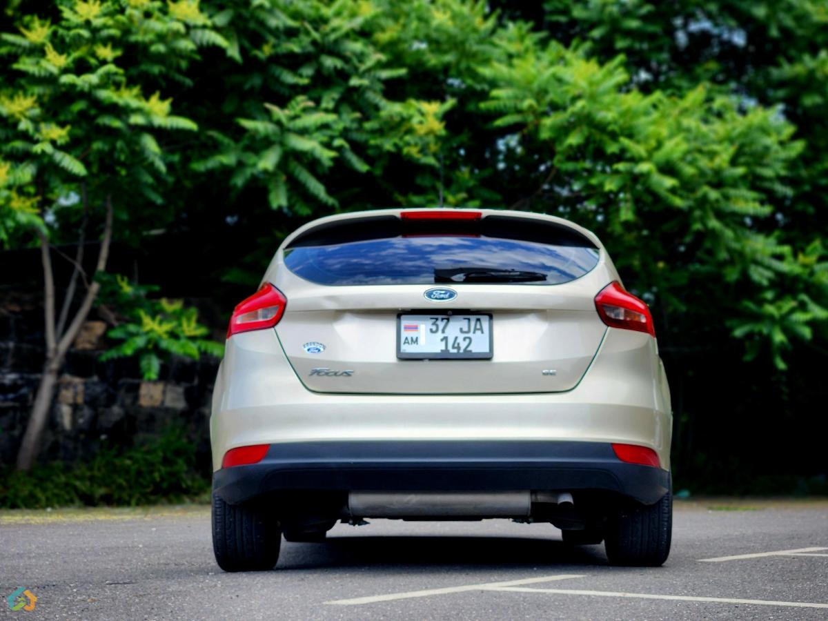 Ford focus - image 13