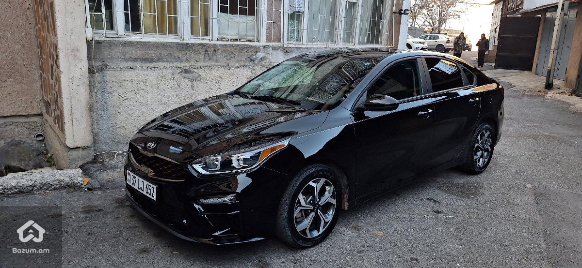 Kia Forte - image 1