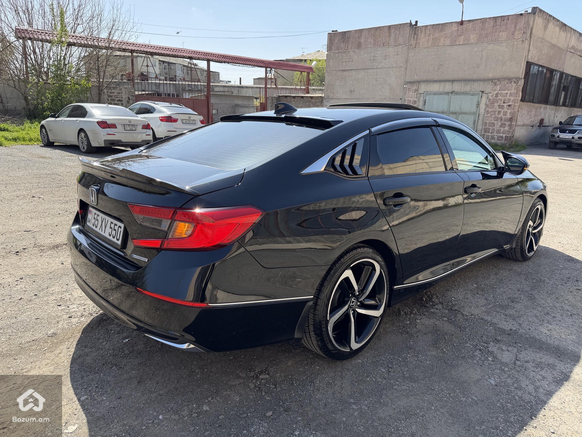 HONDA ACCORD EX-L HYBRID  - image 40