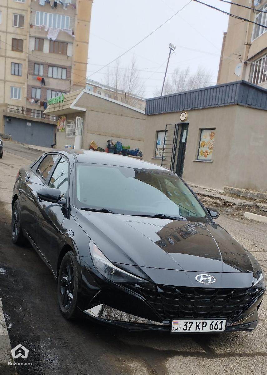 Hyundai elantra  - image 2