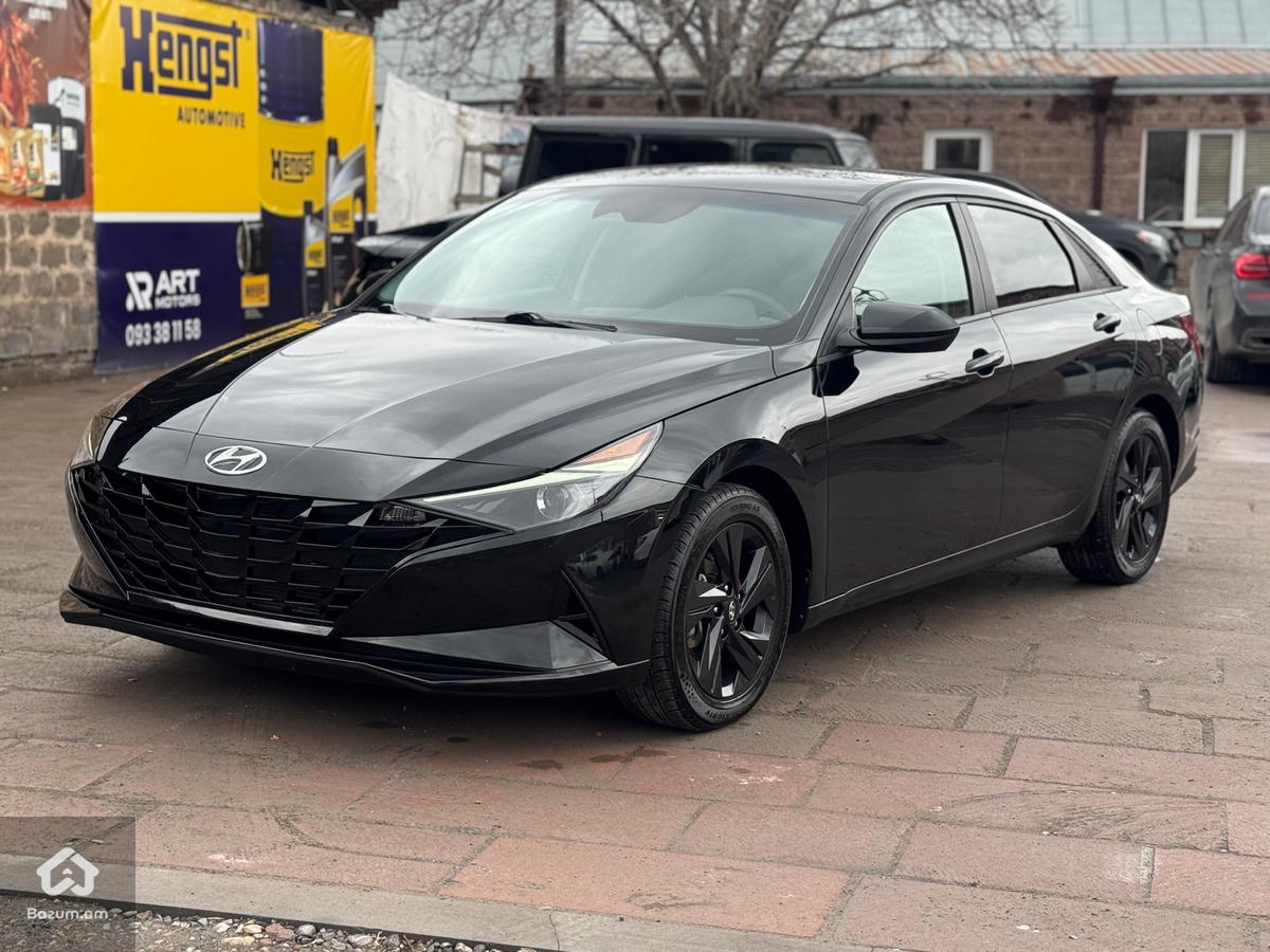 Hyundai Elantra - image 17