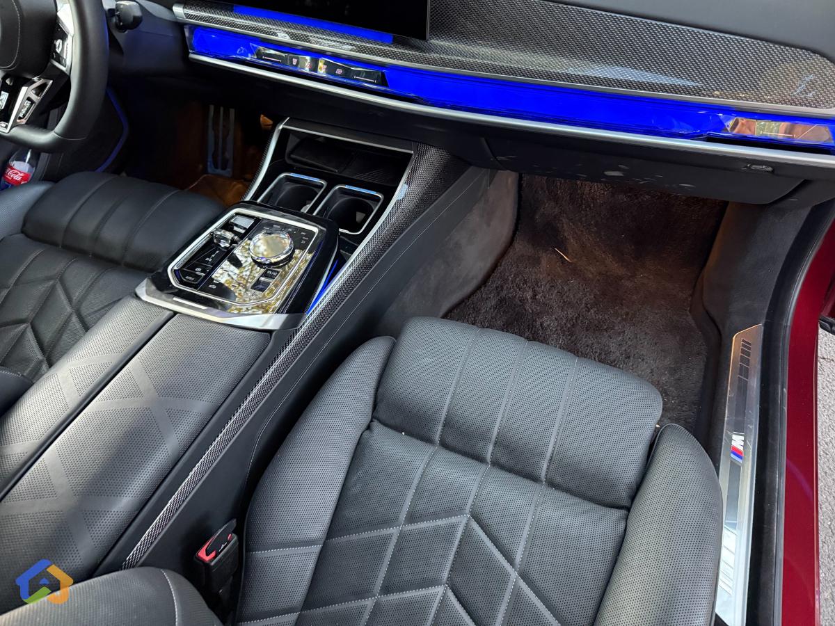 BMW i7 Xdrive 60 - image 6