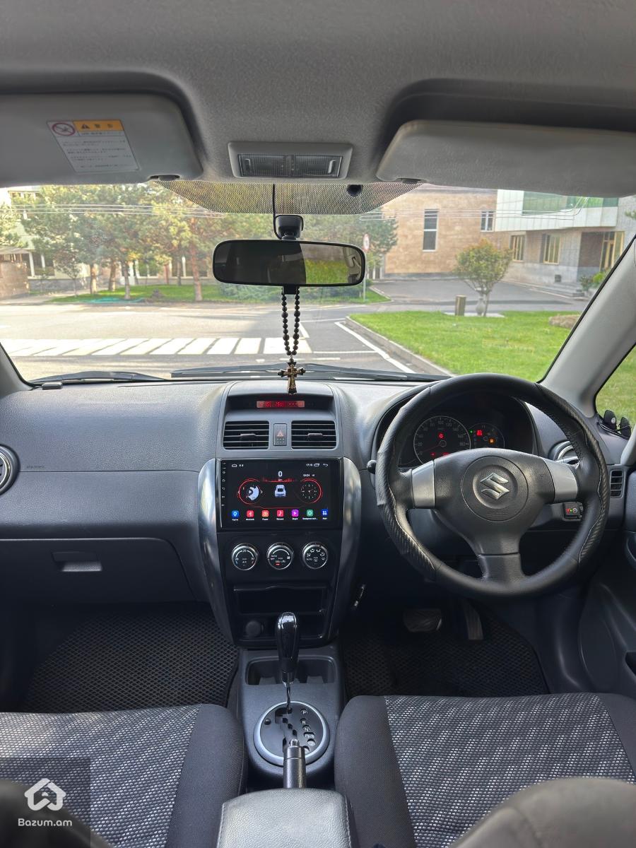 Suzuki SX4 - image 6