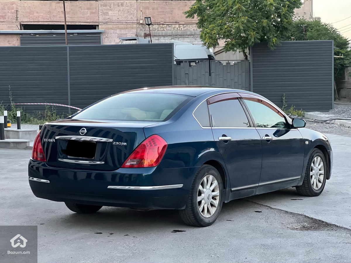 Nissan Teana - image 5