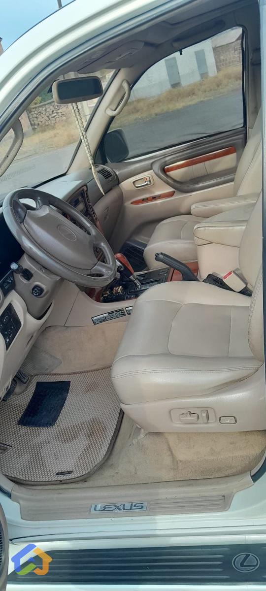 LEXUS LX470 - image 6