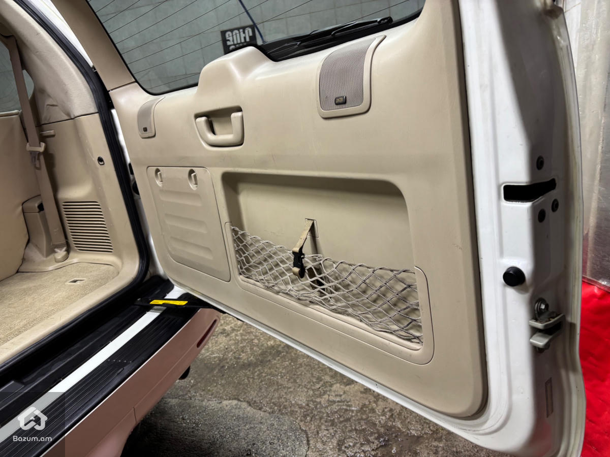 Lexus GX470  - image 14