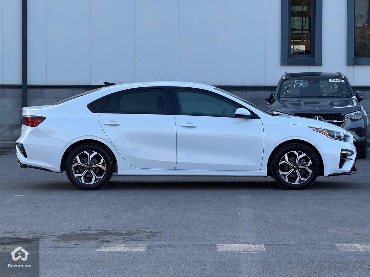 Kia. Forte - image 23