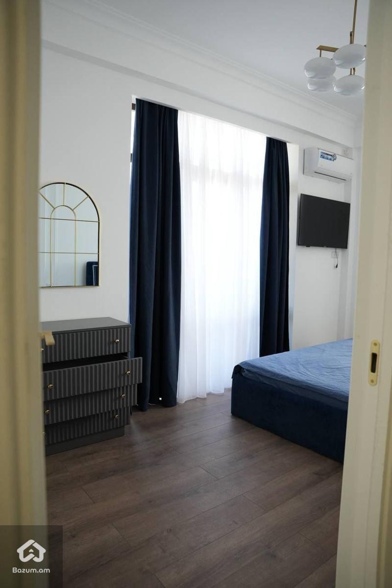 Վարձով 3 սենյականոց բնակարան Նաիրի Զարյան փողոցում - image 8