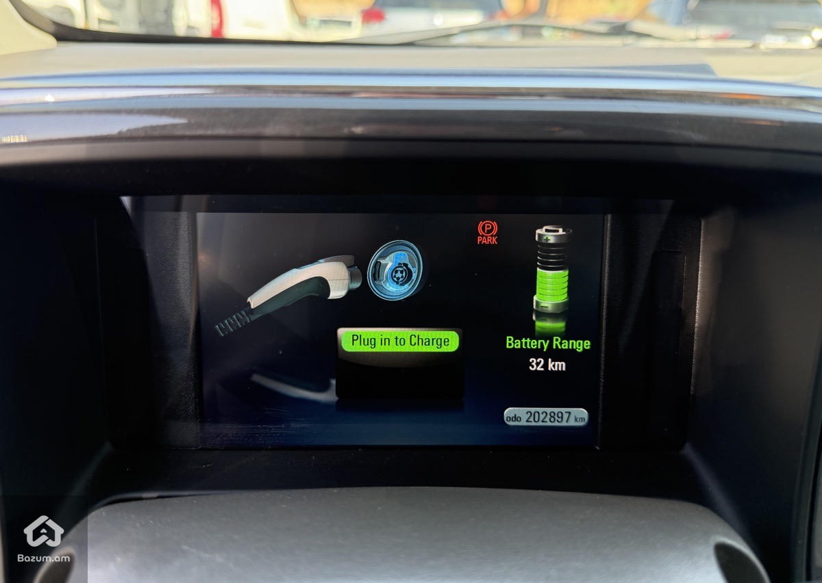 CHEVROLET VOLT 2013 - image 8