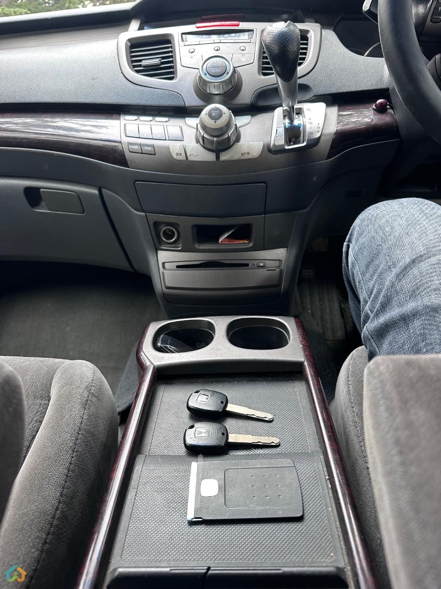 Honda odyssey  - image 6