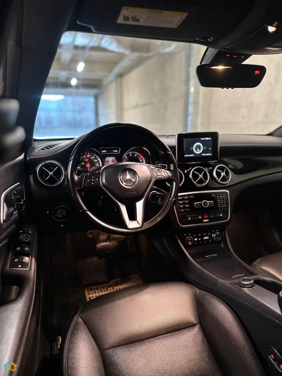 Mercedes CLA - image 12