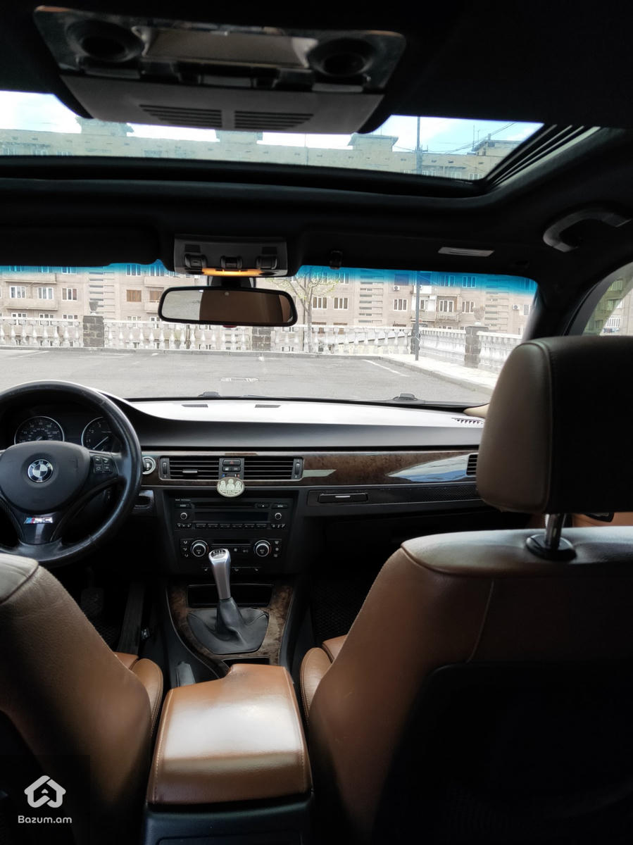 BMW E90 2009 Rest - image 7