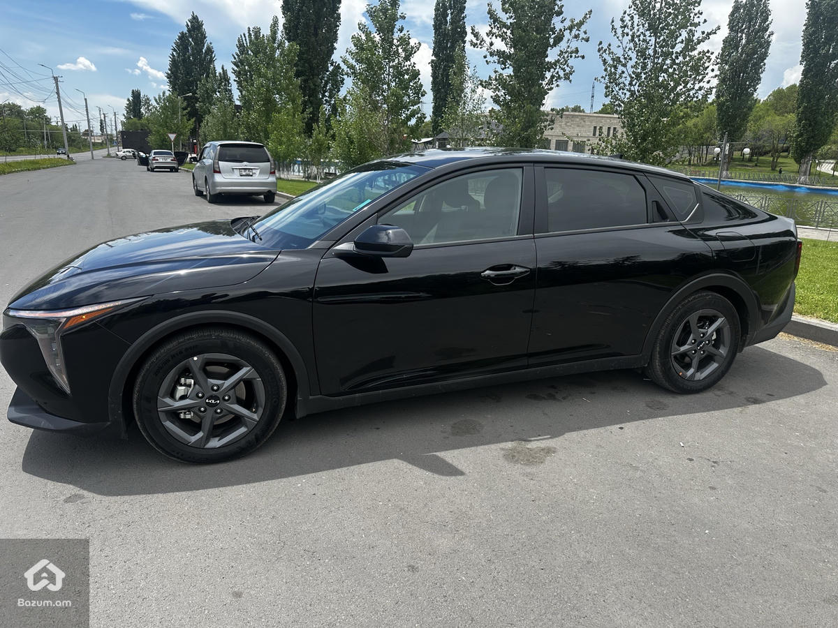 Kia k4 - image 14