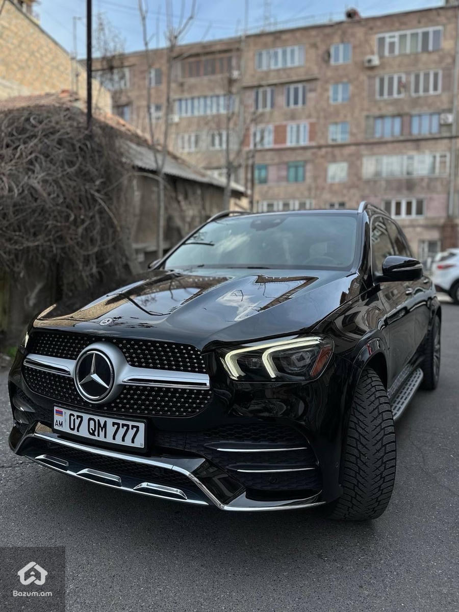Mercedes Benz - image 7
