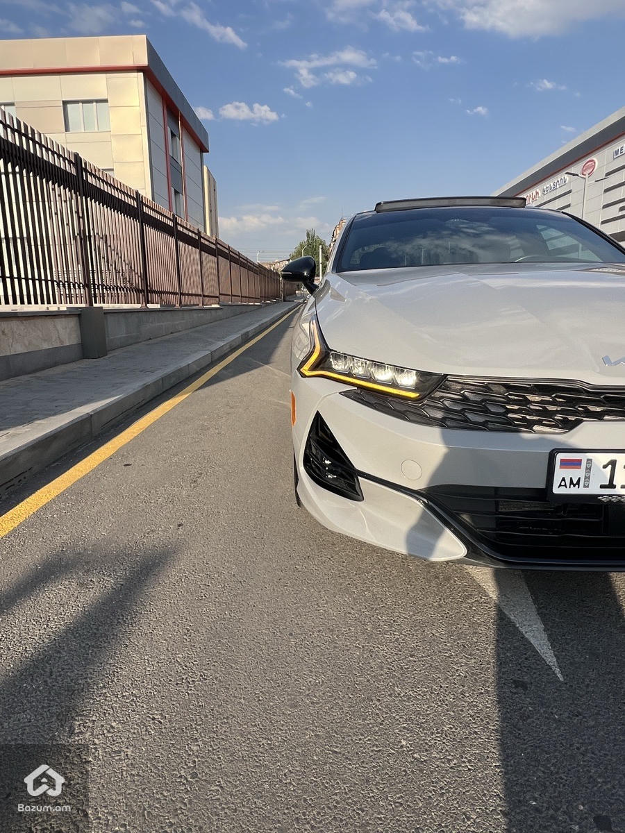 KIA K5 GT LINE - image 10