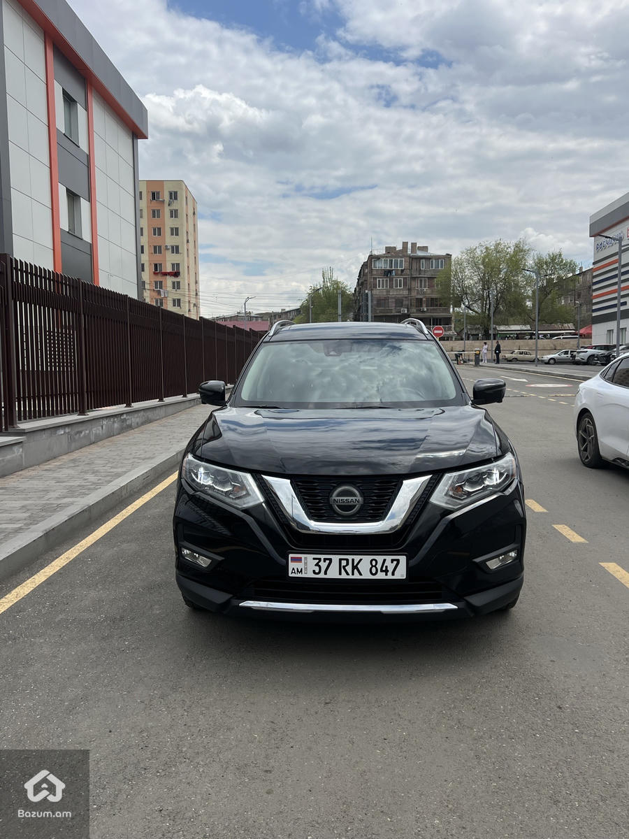 NISSAN ROGUE 2018 SL PREMIUM  - image 2