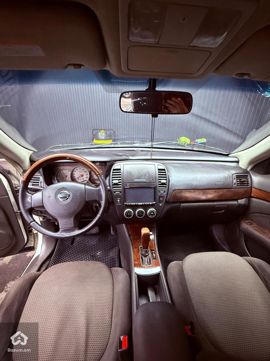 Nissan Bluebird Ձախ Ղեկ - image 9