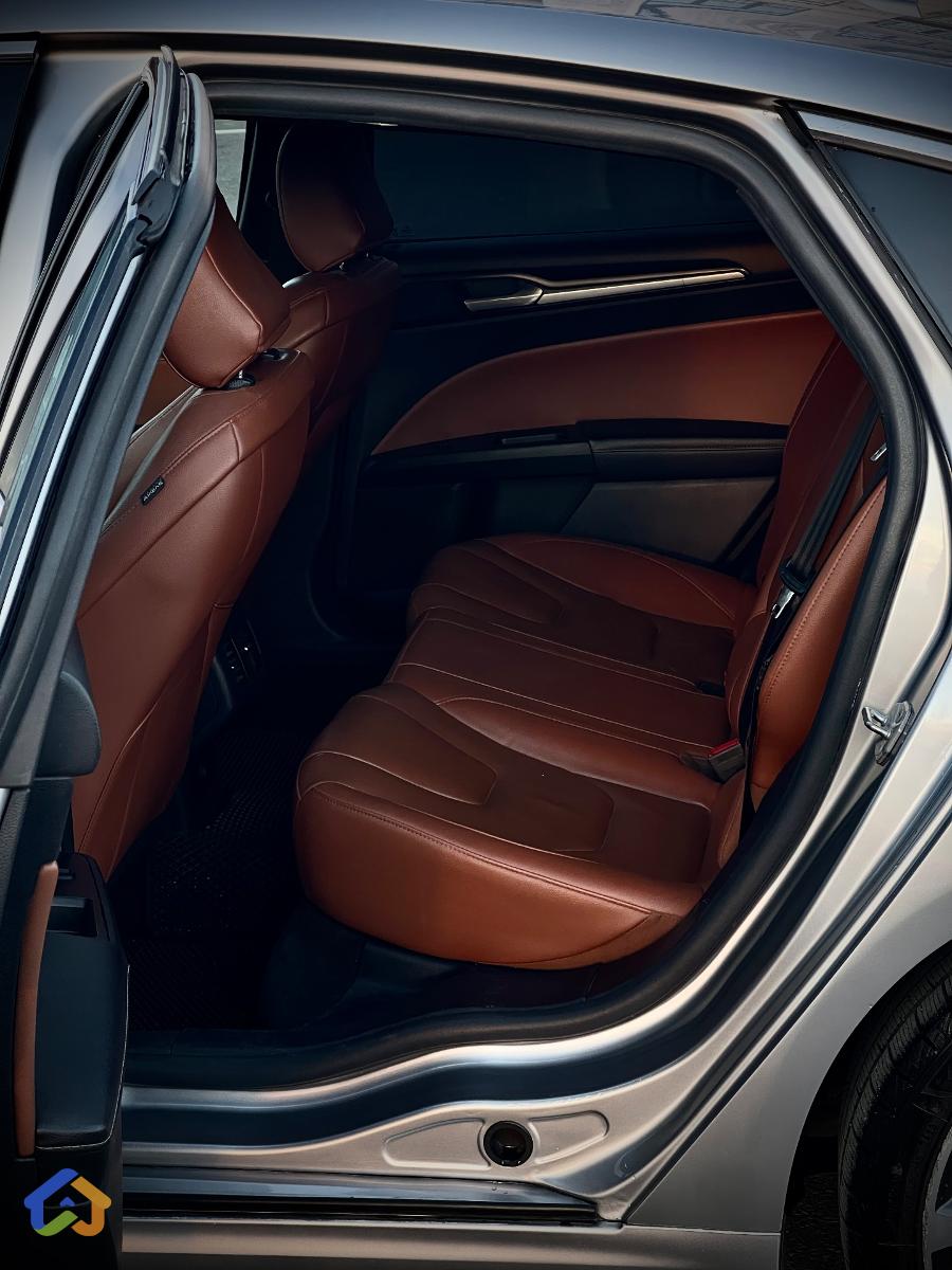 FORD FUSION - image 10