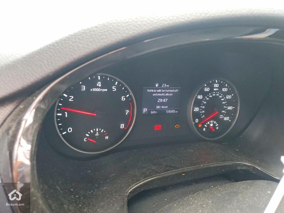 KIA SELTOS S 2022 - image 9