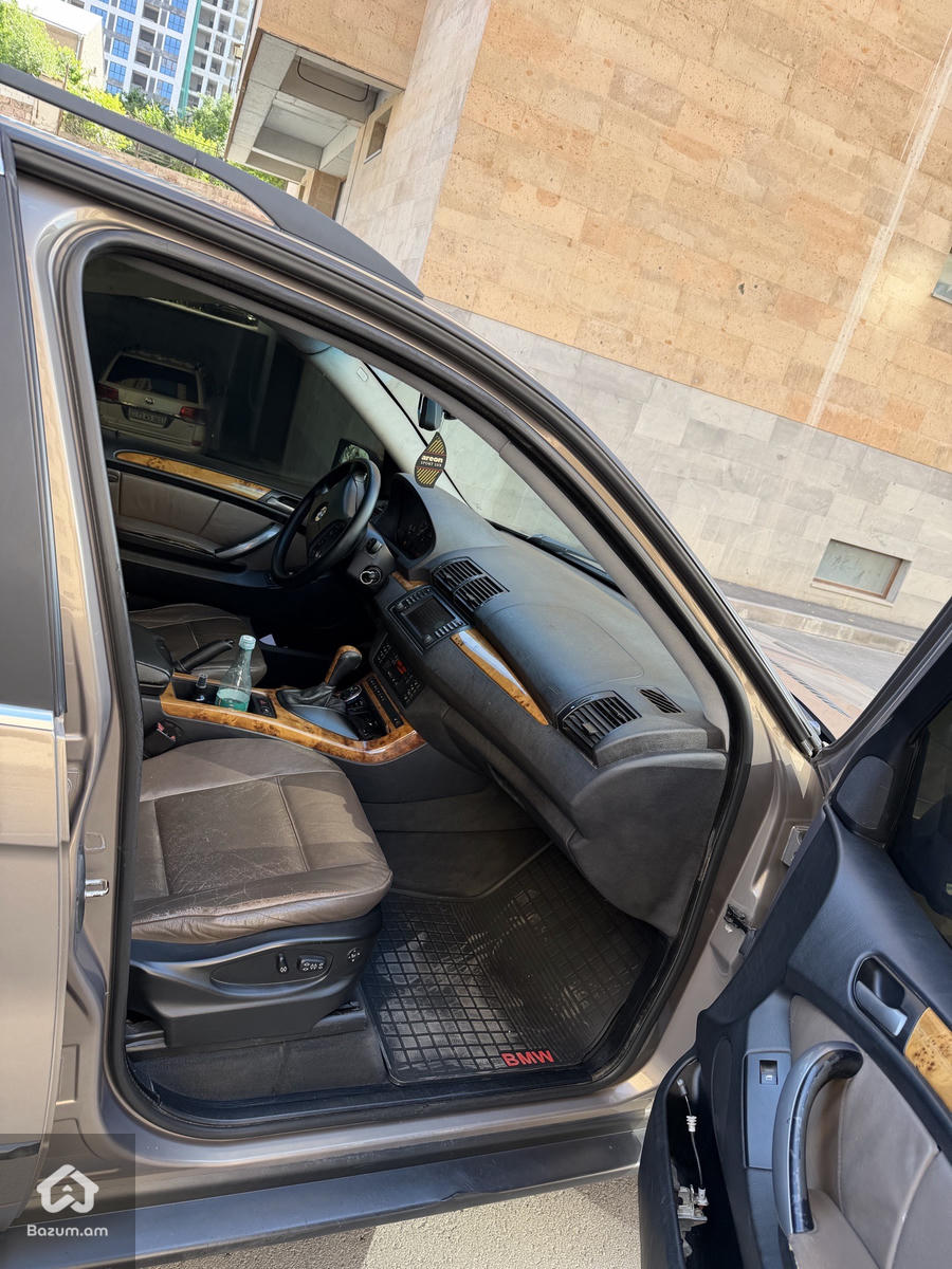 BMW X5 4.4 - image 12