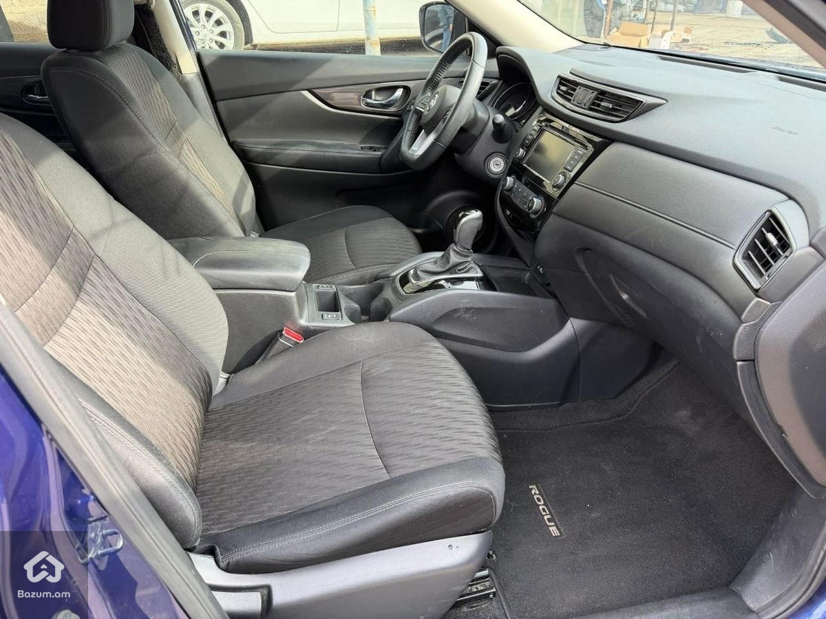 Nissan Rogue  - image 6