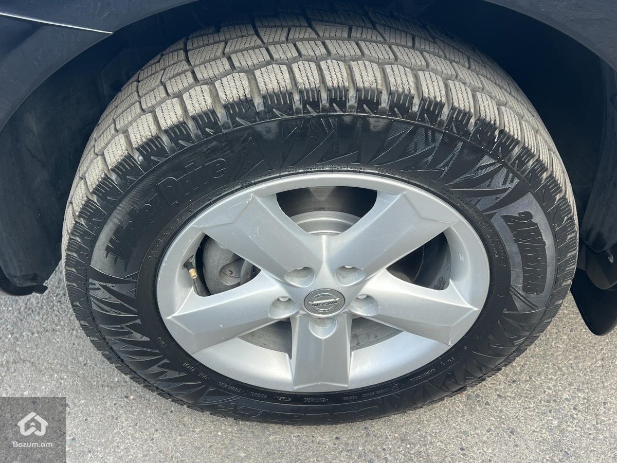Nissan Rogue 2010 - image 18