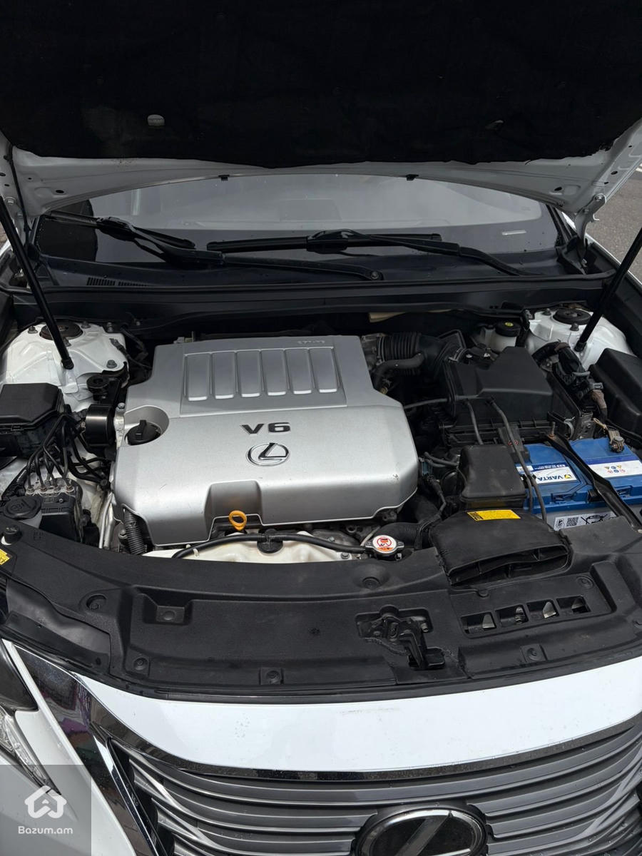 Lexus - image 9
