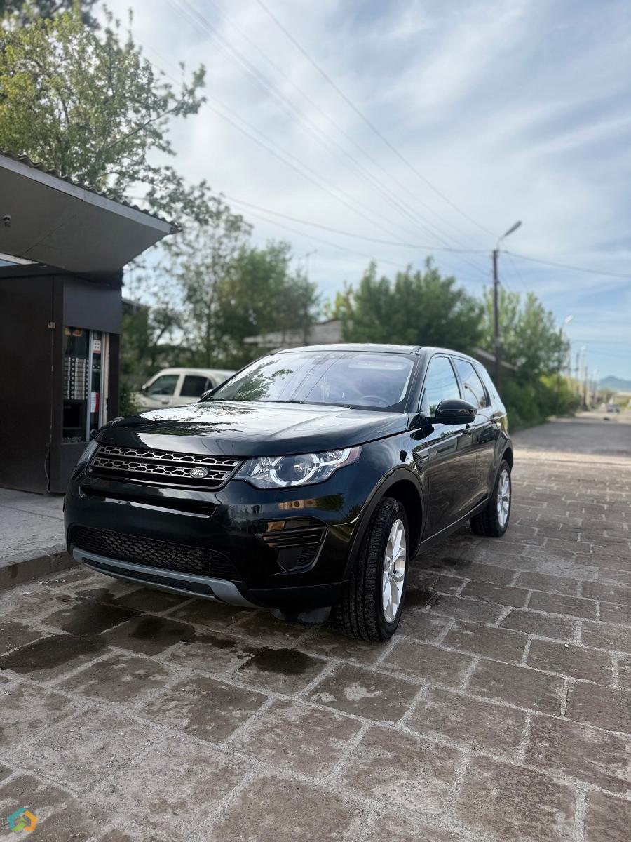 land rover discovery - image 1