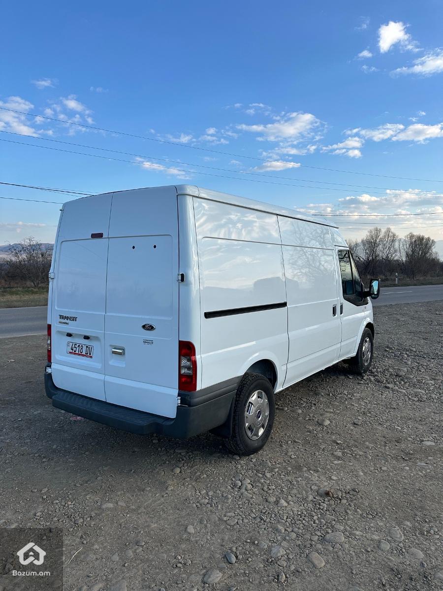FORD TRANSIT TREND FULL - image 3