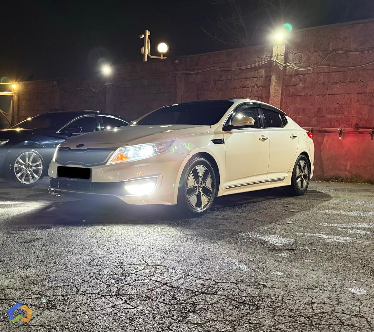 KIA OPTIMA HYBRID - image 14