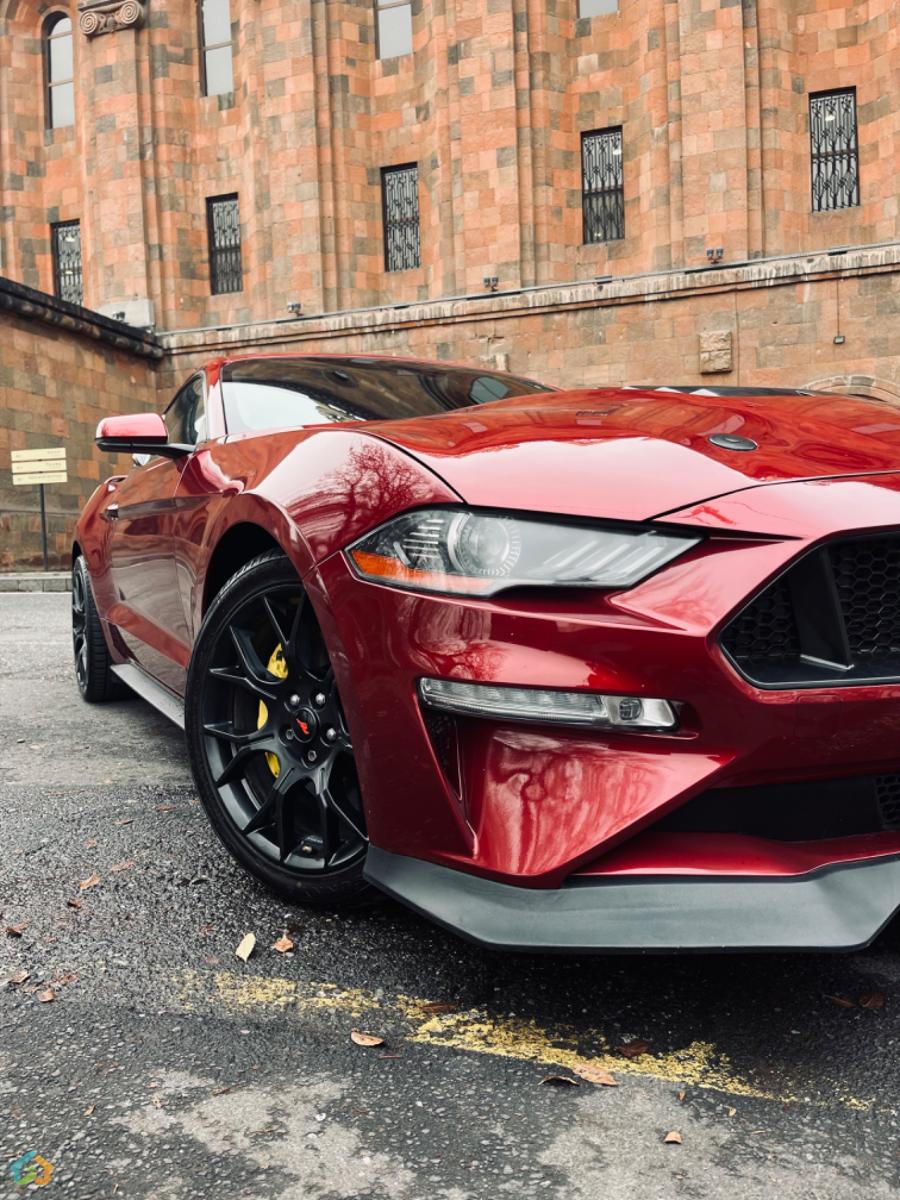 Ford Mustang GT  - image 2