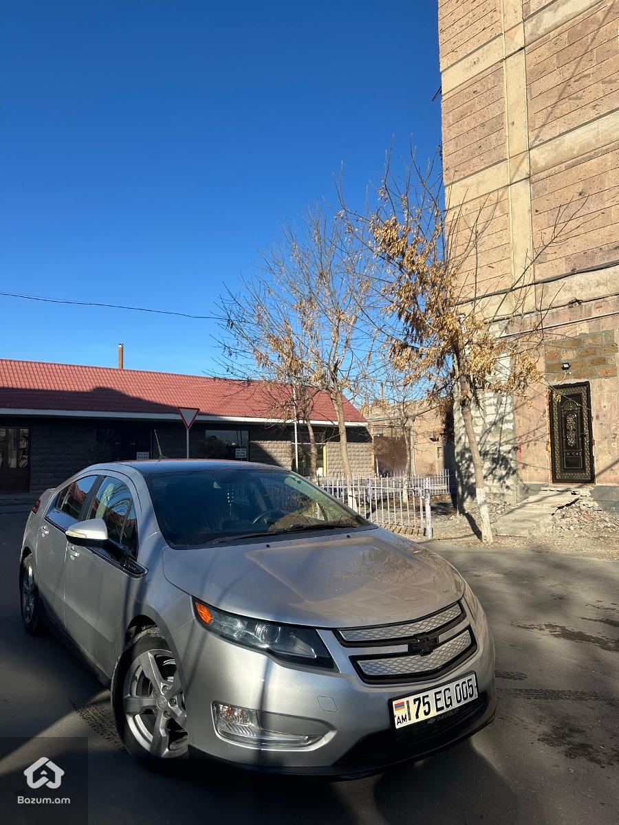 Chevrolet Volt  - image 8
